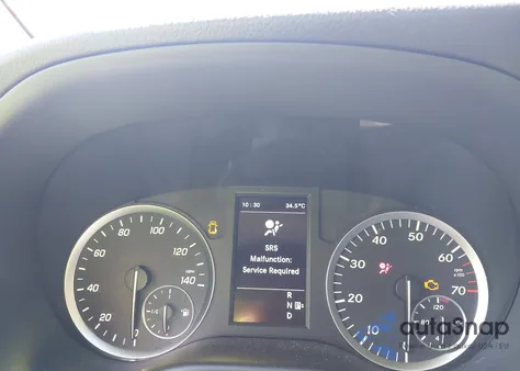 2018 Mercedes-Benz Metris из США, поврежденный, VIN WD4BG2EE2J3402354